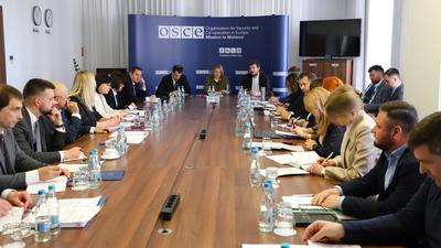 Economy Working Group holds in-person meeting in Chisinau